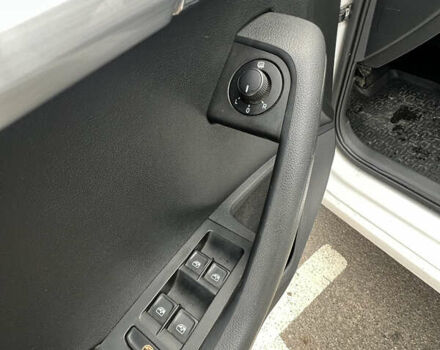 Білий Шкода Октавія, об'ємом двигуна 1.4 л та пробігом 311 тис. км за 9600 $, фото 20 на Automoto.ua