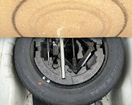 Білий Шкода Октавія, об'ємом двигуна 1.4 л та пробігом 311 тис. км за 9600 $, фото 13 на Automoto.ua