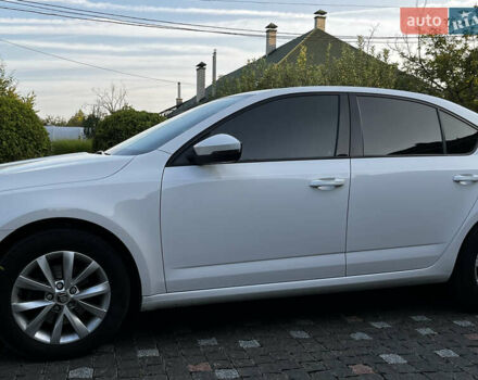 Білий Шкода Октавія, об'ємом двигуна 1.97 л та пробігом 103 тис. км за 19000 $, фото 7 на Automoto.ua