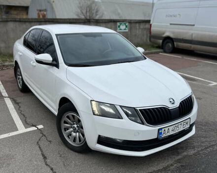 Білий Шкода Октавія, об'ємом двигуна 1.4 л та пробігом 311 тис. км за 9600 $, фото 4 на Automoto.ua