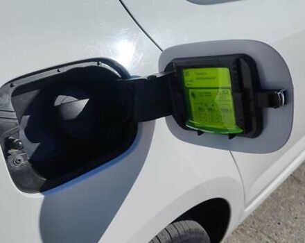 Белый Шкода Октавия, объемом двигателя 1.4 л и пробегом 199 тыс. км за 15600 $, фото 33 на Automoto.ua