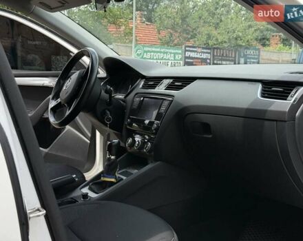 Белый Шкода Октавия, объемом двигателя 1.4 л и пробегом 140 тыс. км за 14500 $, фото 10 на Automoto.ua