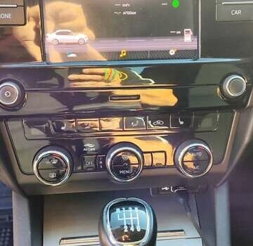 Белый Шкода Октавия, объемом двигателя 1.4 л и пробегом 199 тыс. км за 15600 $, фото 19 на Automoto.ua