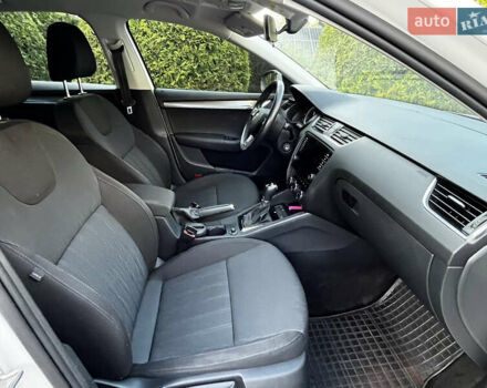 Білий Шкода Октавія, об'ємом двигуна 1.97 л та пробігом 103 тис. км за 19000 $, фото 12 на Automoto.ua