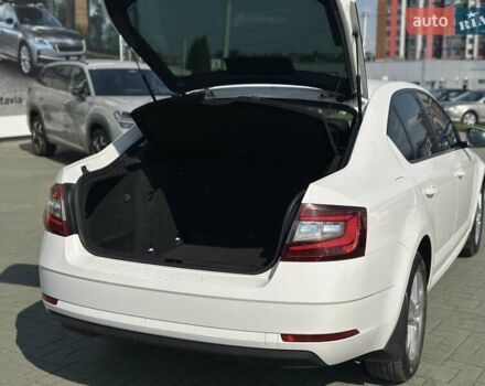Білий Шкода Октавія, об'ємом двигуна 1.4 л та пробігом 92 тис. км за 16687 $, фото 17 на Automoto.ua