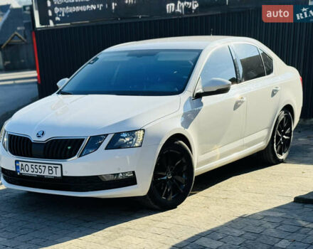 Білий Шкода Октавія, об'ємом двигуна 1.6 л та пробігом 285 тис. км за 14050 $, фото 11 на Automoto.ua