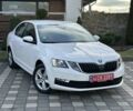 Белый Шкода Октавия, объемом двигателя 1.6 л и пробегом 188 тыс. км за 12499 $, фото 1 на Automoto.ua