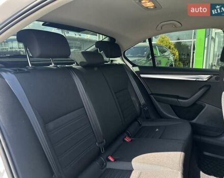Білий Шкода Октавія, об'ємом двигуна 1.4 л та пробігом 92 тис. км за 16687 $, фото 14 на Automoto.ua