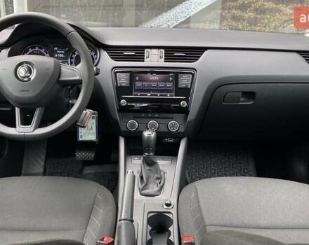 Шкода Октавия 2018 в Одессе на Automoto.ua Белый Шкода Октавия, объемом двигателя 1.6 л и пробегом 12 тыс. км за 15922 $, фото 9 на Automoto.ua