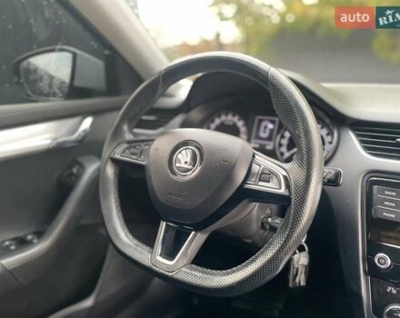 Білий Шкода Октавія, об'ємом двигуна 1.6 л та пробігом 300 тис. км за 10800 $, фото 3 на Automoto.ua