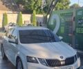 Белый Шкода Октавия, объемом двигателя 1.6 л и пробегом 224 тыс. км за 13900 $, фото 1 на Automoto.ua