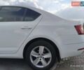 Білий Шкода Октавія, об'ємом двигуна 1.8 л та пробігом 270 тис. км за 13500 $, фото 1 на Automoto.ua