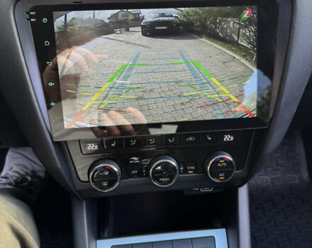 Білий Шкода Октавія, об'ємом двигуна 2 л та пробігом 302 тис. км за 15700 $, фото 20 на Automoto.ua