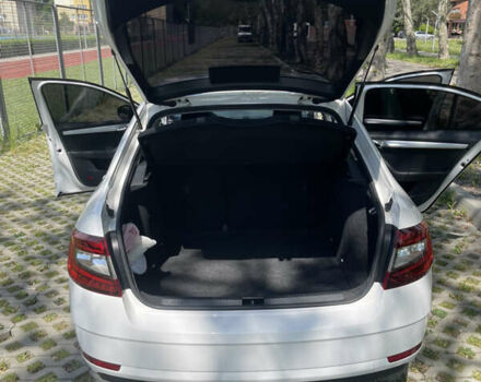 Білий Шкода Октавія, об'ємом двигуна 2 л та пробігом 245 тис. км за 16600 $, фото 16 на Automoto.ua