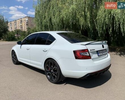 Белый Шкода Октавия, объемом двигателя 1.98 л и пробегом 152 тыс. км за 18500 $, фото 5 на Automoto.ua