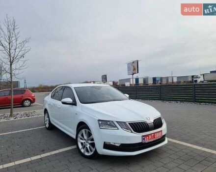 Белый Шкода Октавия, объемом двигателя 1.6 л и пробегом 227 тыс. км за 13300 $, фото 7 на Automoto.ua