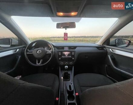 Білий Шкода Октавія, об'ємом двигуна 1.6 л та пробігом 164 тис. км за 13699 $, фото 23 на Automoto.ua