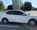 Белый Шкода Октавия, объемом двигателя 1.8 л и пробегом 266 тыс. км за 14500 $, фото 3 на Automoto.ua