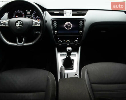 Білий Шкода Октавія, об'ємом двигуна 1.4 л та пробігом 155 тис. км за 14950 $, фото 8 на Automoto.ua