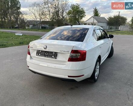 Белый Шкода Октавия, объемом двигателя 1.6 л и пробегом 78 тыс. км за 14600 $, фото 7 на Automoto.ua