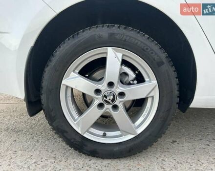 Білий Шкода Октавія, об'ємом двигуна 1.4 л та пробігом 133 тис. км за 15999 $, фото 18 на Automoto.ua