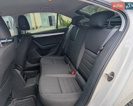 Белый Шкода Октавия, объемом двигателя 1.4 л и пробегом 90 тыс. км за 14200 $, фото 26 на Automoto.ua