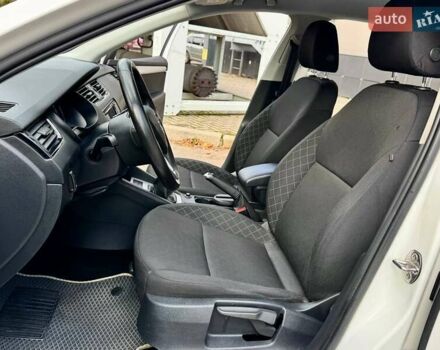 Белый Шкода Октавия, объемом двигателя 1.6 л и пробегом 62 тыс. км за 14500 $, фото 21 на Automoto.ua