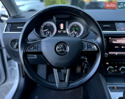 Белый Шкода Октавия, объемом двигателя 1.4 л и пробегом 127 тыс. км за 15900 $, фото 28 на Automoto.ua