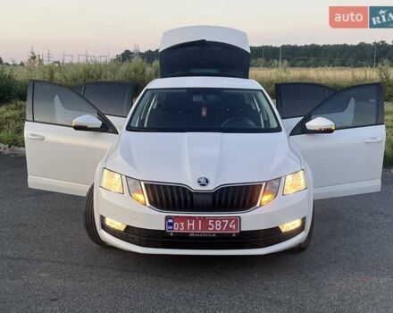 Білий Шкода Октавія, об'ємом двигуна 1.6 л та пробігом 164 тис. км за 13699 $, фото 9 на Automoto.ua