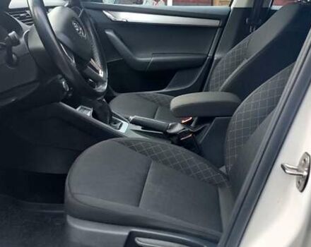 Белый Шкода Октавия, объемом двигателя 1.6 л и пробегом 224 тыс. км за 14500 $, фото 22 на Automoto.ua