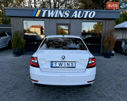 Белый Шкода Октавия, объемом двигателя 1.4 л и пробегом 127 тыс. км за 15900 $, фото 20 на Automoto.ua