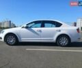 Белый Шкода Октавия, объемом двигателя 1.6 л и пробегом 62 тыс. км за 14500 $, фото 5 на Automoto.ua