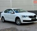 Белый Шкода Октавия, объемом двигателя 1.6 л и пробегом 62 тыс. км за 14500 $, фото 1 на Automoto.ua