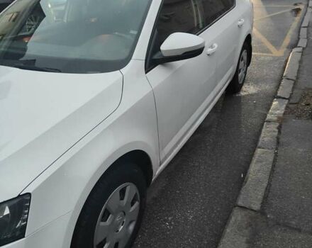 Белый Шкода Октавия, объемом двигателя 1.6 л и пробегом 209 тыс. км за 13800 $, фото 7 на Automoto.ua