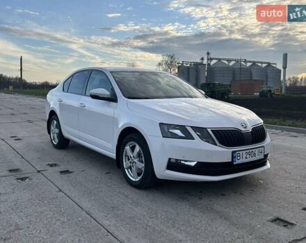 Білий Шкода Октавія, об'ємом двигуна 1.4 л та пробігом 130 тис. км за 16000 $, фото 4 на Automoto.ua