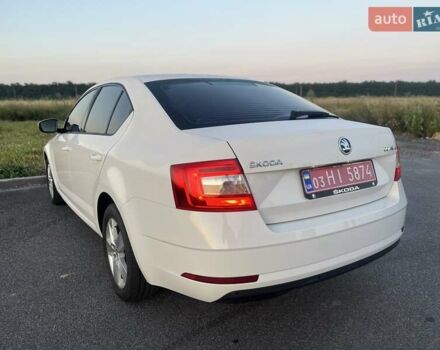 Білий Шкода Октавія, об'ємом двигуна 1.6 л та пробігом 164 тис. км за 13699 $, фото 12 на Automoto.ua