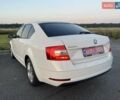 Білий Шкода Октавія, об'ємом двигуна 1.6 л та пробігом 164 тис. км за 13699 $, фото 12 на Automoto.ua