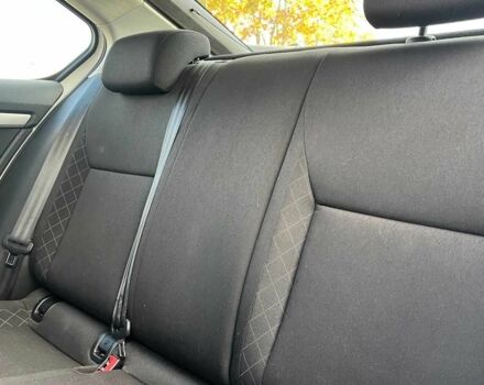 Белый Шкода Октавия, объемом двигателя 1.6 л и пробегом 140 тыс. км за 14900 $, фото 21 на Automoto.ua