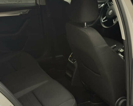 Белый Шкода Октавия, объемом двигателя 1.4 л и пробегом 121 тыс. км за 15900 $, фото 8 на Automoto.ua