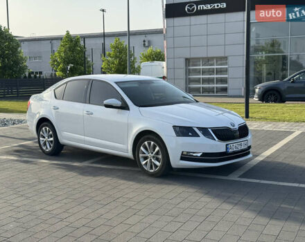 Белый Шкода Октавия, объемом двигателя 1.4 л и пробегом 150 тыс. км за 12400 $, фото 42 на Automoto.ua