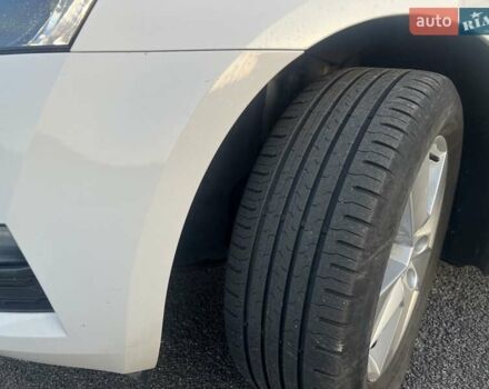 Білий Шкода Октавія, об'ємом двигуна 1.6 л та пробігом 164 тис. км за 13699 $, фото 28 на Automoto.ua