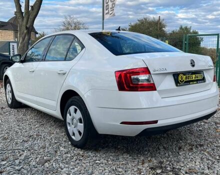 Белый Шкода Октавия, объемом двигателя 1.6 л и пробегом 140 тыс. км за 14900 $, фото 6 на Automoto.ua