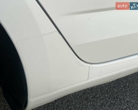 Білий Шкода Октавія, об'ємом двигуна 1.6 л та пробігом 164 тис. км за 13699 $, фото 8 на Automoto.ua