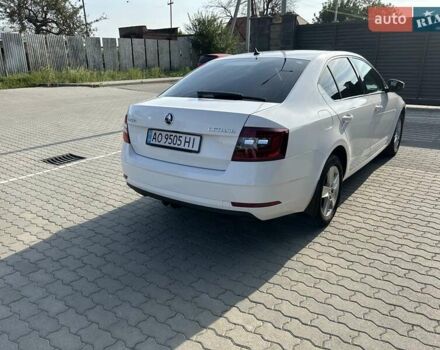 Белый Шкода Октавия, объемом двигателя 1.4 л и пробегом 201 тыс. км за 13200 $, фото 1 на Automoto.ua