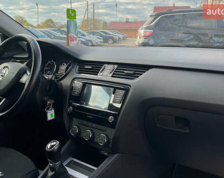 Білий Шкода Октавія, об'ємом двигуна 1.6 л та пробігом 140 тис. км за 14900 $, фото 17 на Automoto.ua