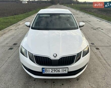 Білий Шкода Октавія, об'ємом двигуна 1.4 л та пробігом 130 тис. км за 16000 $, фото 25 на Automoto.ua