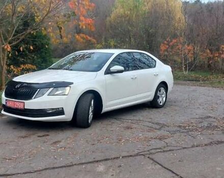 Белый Шкода Октавия, объемом двигателя 1.6 л и пробегом 224 тыс. км за 14500 $, фото 9 на Automoto.ua