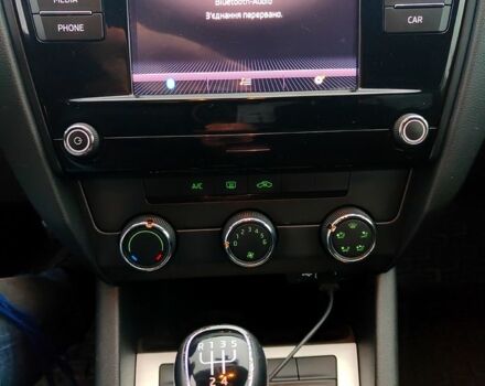 Белый Шкода Октавия, объемом двигателя 1.6 л и пробегом 209 тыс. км за 13800 $, фото 8 на Automoto.ua