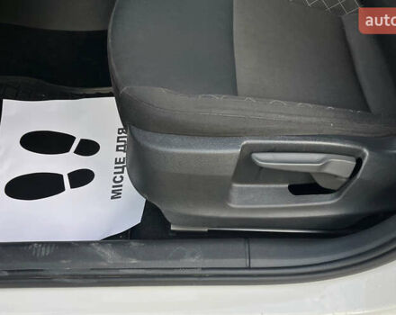 Белый Шкода Октавия, объемом двигателя 1.6 л и пробегом 140 тыс. км за 14900 $, фото 18 на Automoto.ua