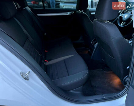 Белый Шкода Октавия, объемом двигателя 1.4 л и пробегом 127 тыс. км за 15900 $, фото 25 на Automoto.ua